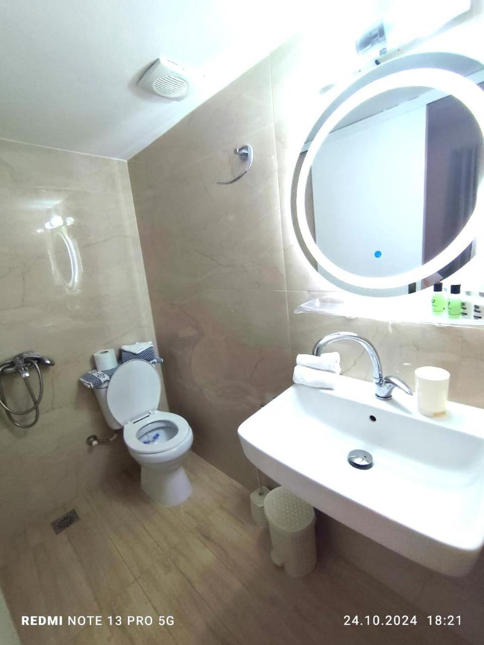 Libyan Anima Maisonette & Double Rooms Palaiochora Bagian luar foto